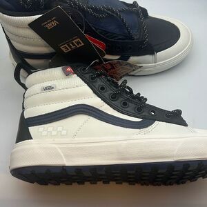 Vans SK8-Hi Mte 2.0 NWT- men 8.5 / women 11